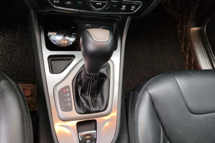 Used Jeep Cherokee 2016 2.4L Leading Edition