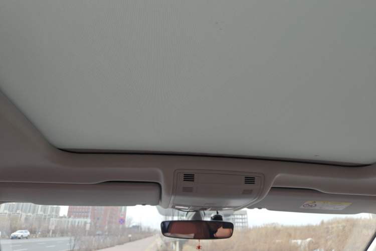 Used Volkswagen Tayron 2022 280TSI Two-Wheel Drive Luxury Smart Connectivity Version