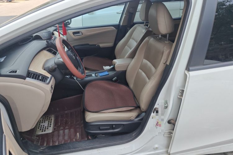 Used Honda Jade 2014 1.8L CVT Luxury Edition 5 seats