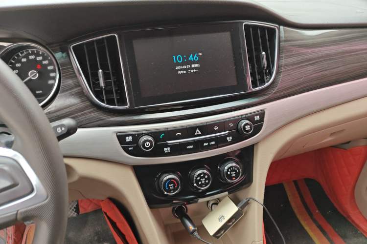 Used Baojun 730 2016 1.5L Manual Comfort Version 7 Seats China V Emission Standard
