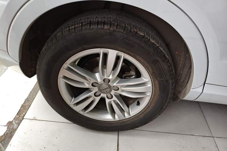 Used Audi Q3 2015 35 TFSI Comfort Model