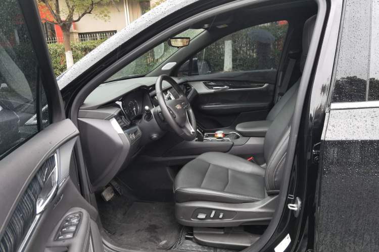 Used Cadillac XT6 2022 2.0T Six-Seater Four-Wheel Drive Luxury Version