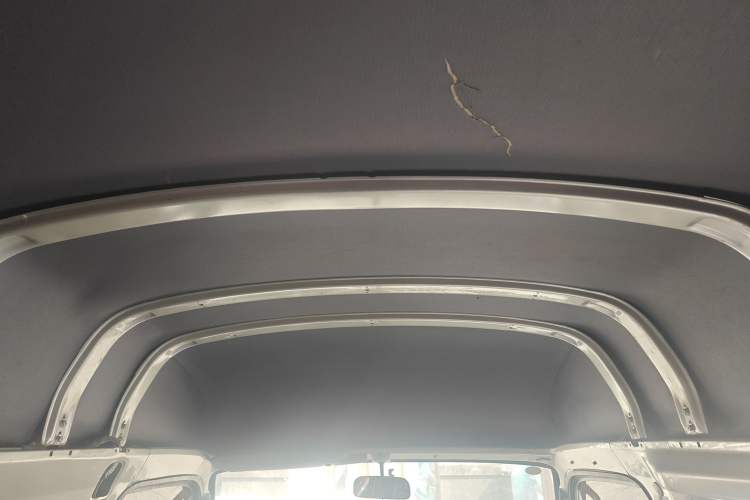 Used Golden Dragon Hiace 2019 2.0L Gasoline Long-Wheelbase High-Roof XC4G20 Headliner