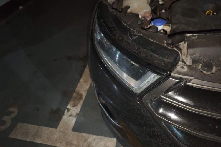 Used Ford Edge 2017 EcoBoost 245 Two-Wheel-Drive Sporty 7-Seater