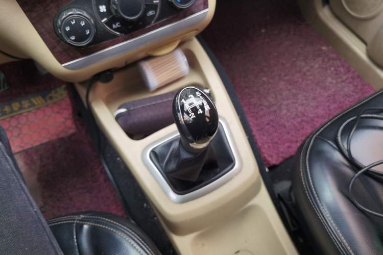 Used BAIC Weiwang M20 2017 1.5L M20S Basic Version DAM15DL
