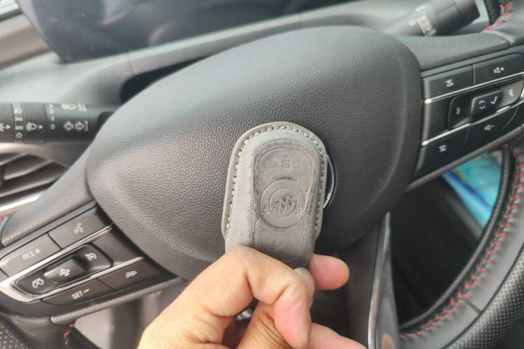 Used Buick Verano 2023 Pro GS Hunter Wind Edition Vehicle Key