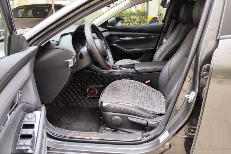 Used Mazda 3 Axela 2021 2.0L Automatic Zhiya Edition