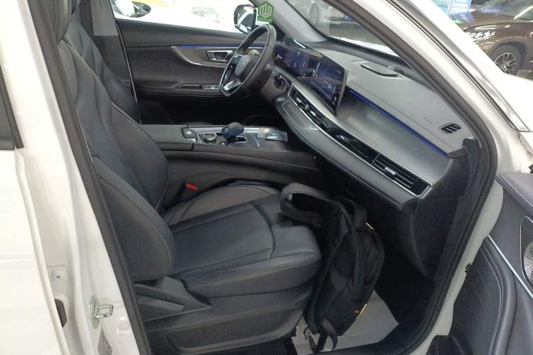 Used Chery Tiggo 8 PRO New Energy 2023 Champion Edition 1.5T 100km Glory Version Right Front Seat