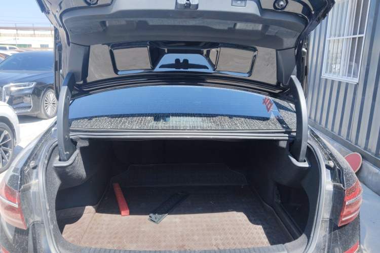 Used Volkswagen Passat 2024 380TSI Dragon Glory Edition
