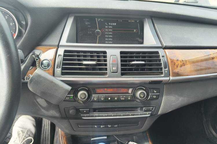 Used BMW X5 2013 xDrive35i Leading Model Audio And AC Panel