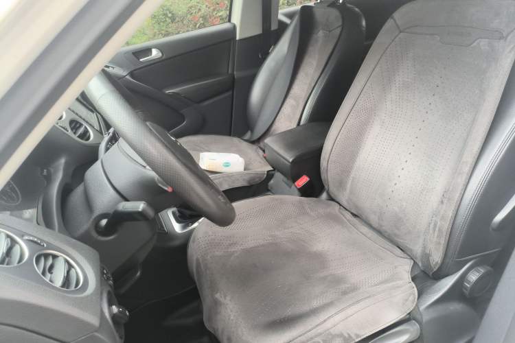 Used Volkswagen Tiguan 2015 1.8TSI Automatic Two-Wheel Drive Trend Edition Left Front Seat