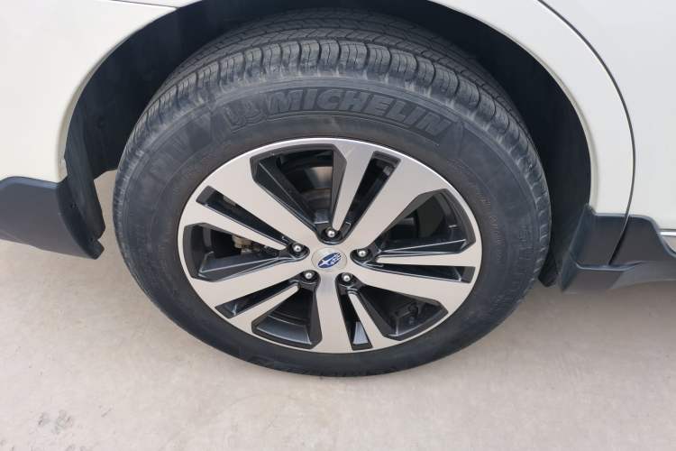 Used Subaru Outback 2019 2.5i Sport Navigation Edition with EyeSight