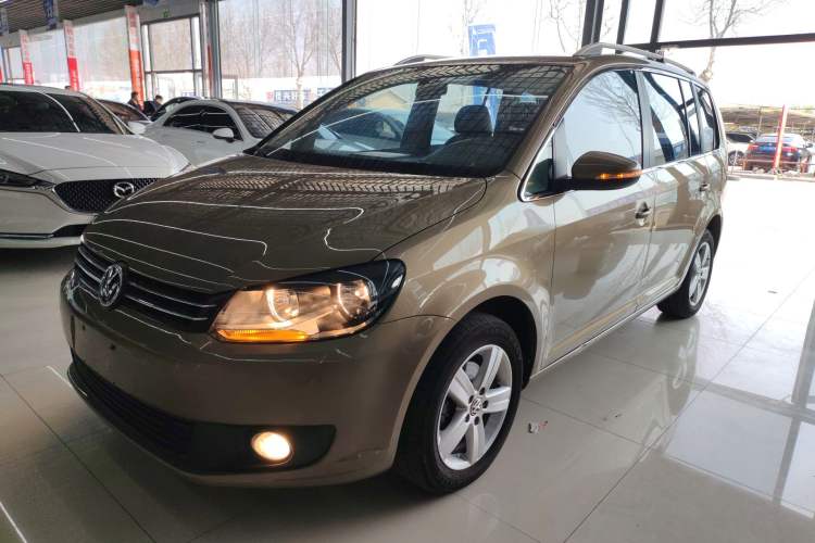 Used Volkswagen Touran 2015 1.4T Manual Fashion Edition 5-Seater