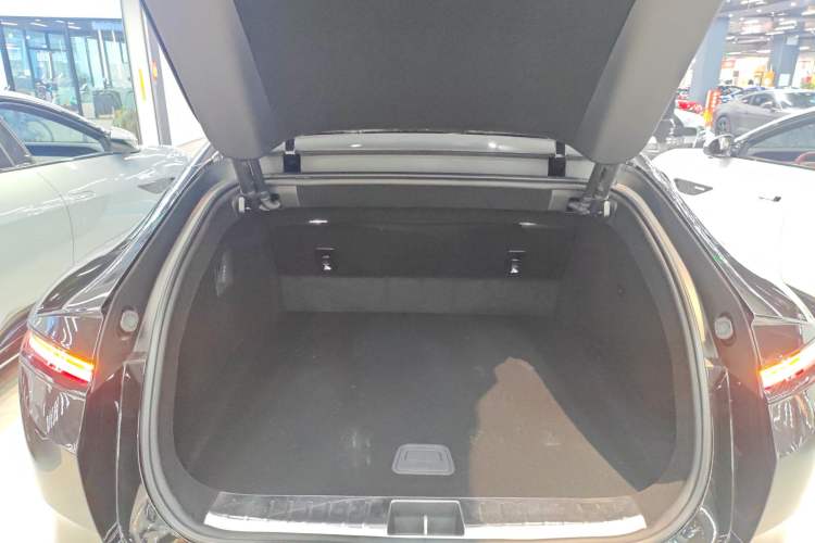 Used Avatr 12 2025 Ultra Extended-Range Edition