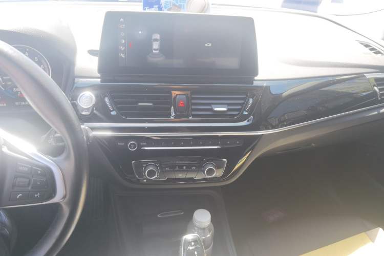 Used BMW 1 Series 2021 Revised 120i M Sport Edition Audio And AC Panel