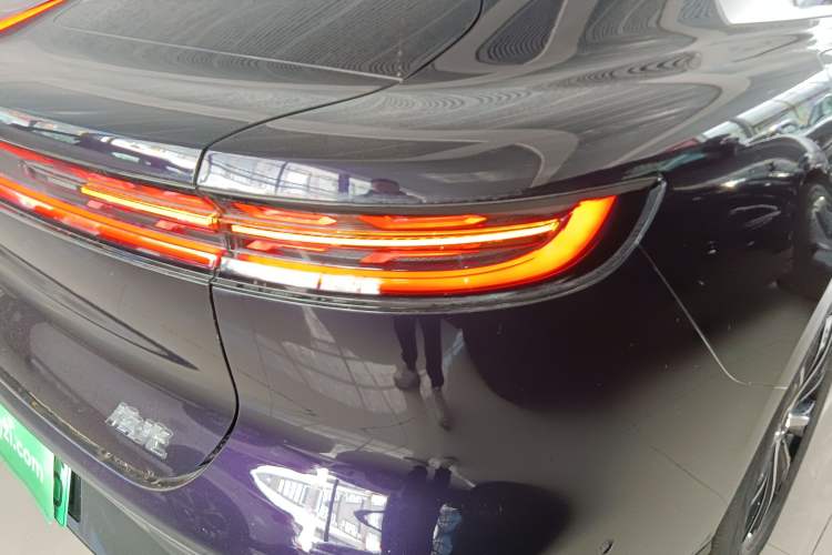 Used VOYAH PASSION 2024 PHEV Four-Wheel Drive Ultra-Long Range Executive Edition
