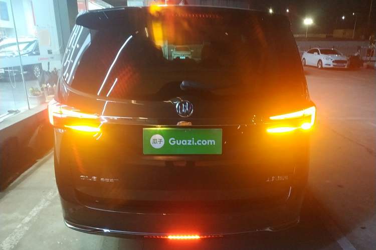 Used Buick GL8 2020 Land Business Class 652T Luxury Model
