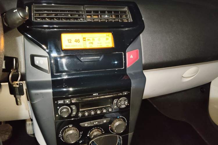 Used Citroen C-Quatre 2012 Sedan 1.6L Automatic Prestige Model Audio And AC Panel