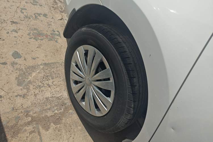 Used Volkswagen Santana 2018 1.5L Automatic Fashion Edition Right Rear Wheel Hub