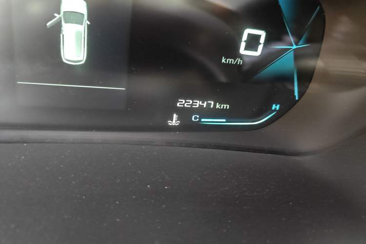 Used Baojun 530 2020 1.5T Manual Comfort Version 5 Seats Odometer Close Up