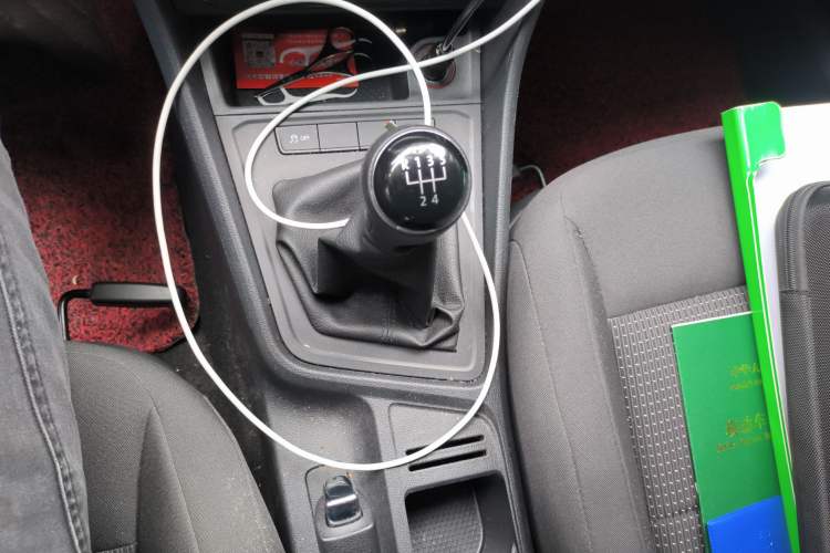 Used Volkswagen Lavida 2015 1.6L Manual Fashion Edition