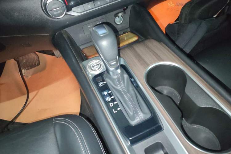 Used Nissan Teana 2021 2.0L XL Comfort Edition Gear Lever
