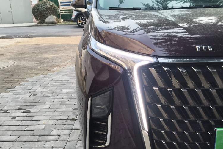 Used SAIC MAXUS G90 2022 2.0T Interstellar Seven-Seater