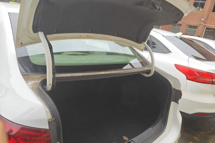 Used Buick GT 2019 15T Dual-Clutch Advanced Version China VI Standard
