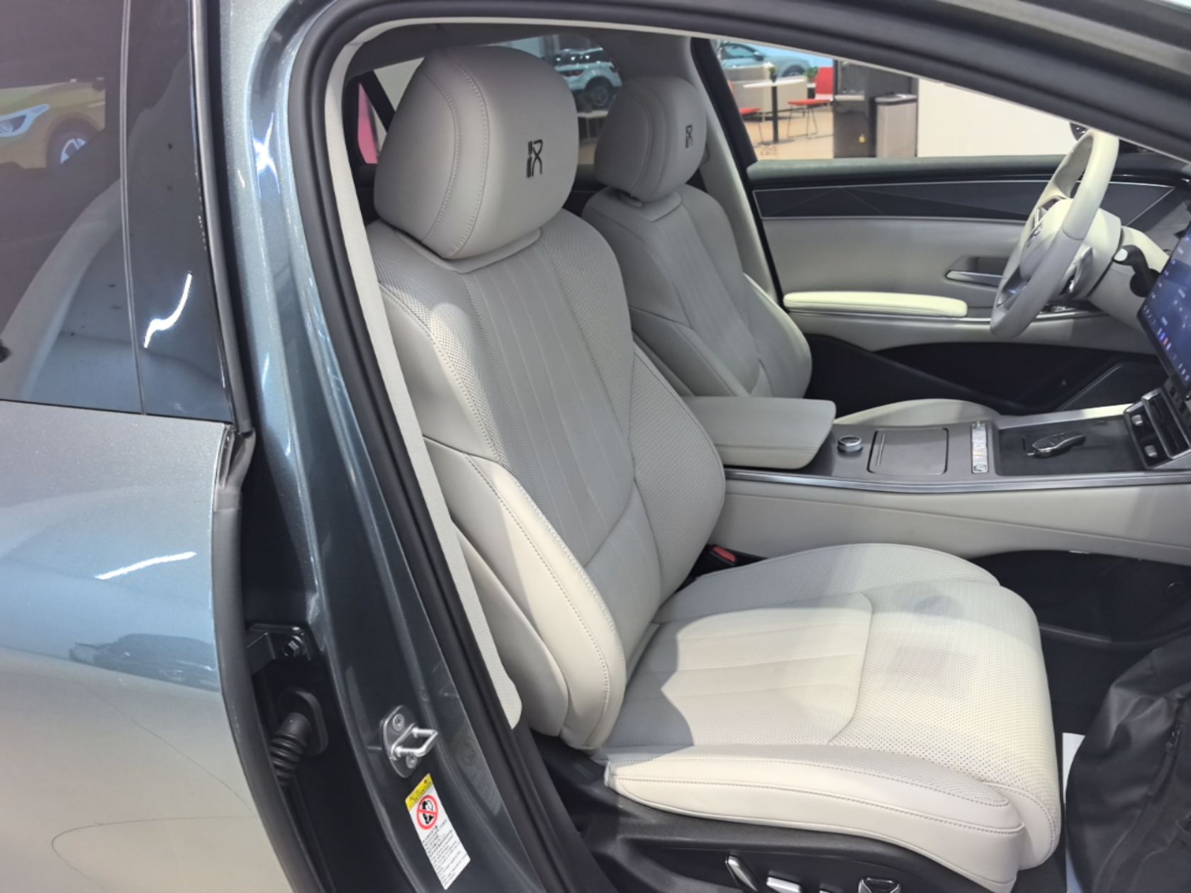 BYD Han L 2025 DM-i 200km LiDAR Flagship Model — снимка 19