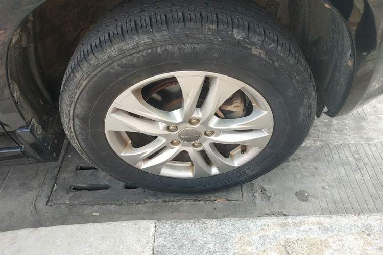 Used Haval H6 2015 Upgraded Model 1.5T Manual Two-Wheel Drive Elite Version