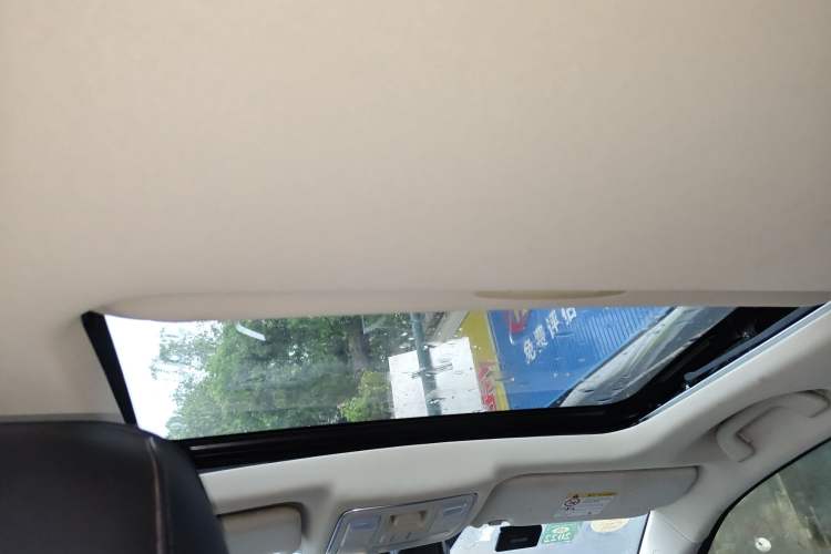 Used Geely Auto Vision X6 2018 1.4T CVT 4G Connected Luxury Version
