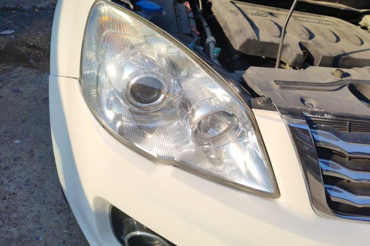 Used Haval H6 2016 Upgraded Model 2.0T Diesel Manual Two-Wheel Drive Elite Version China V Standard