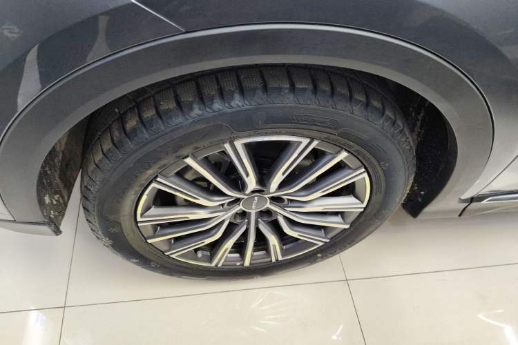 Used JETOUR X70 PLUS 2024 Champion Edition 1.5T DCT Champion MAX 5-Seater
