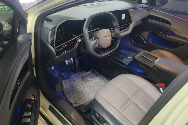 Used Hongqi EH7 2024 760 Pro+ Four-Wheel Drive Version