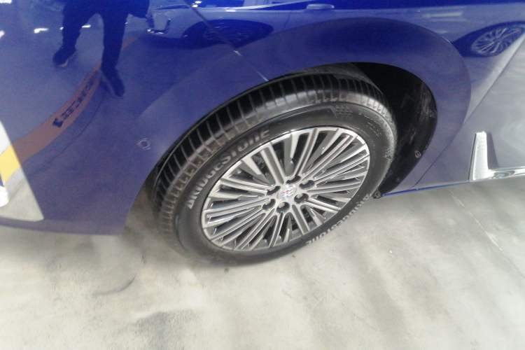 Used Buick GL8 New Energy 2024 Lu Zun Luxury Edition 7-Seater