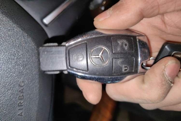 Used Mercedes-Benz M-Class 2014 ML 400 4MATIC Luxury Model