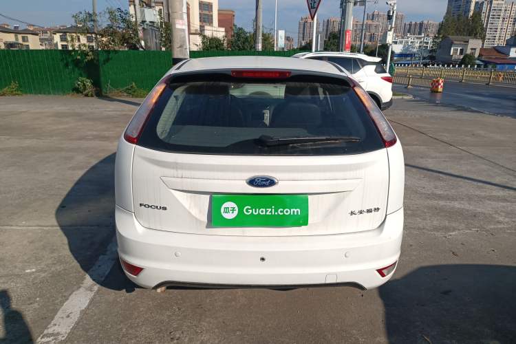 Used Ford Focus 2013 Hatchback Classic 1.8L Automatic Base Model
