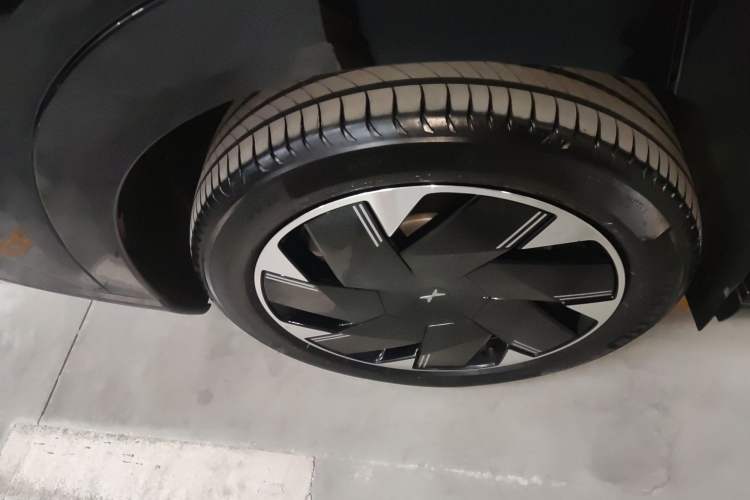 Used XPeng X9 2024 702 Ultra-Long Range Pro