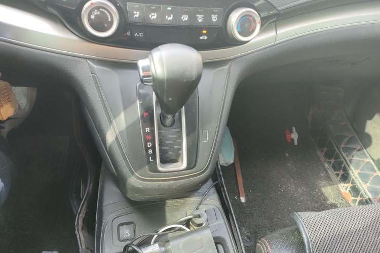 Used Honda CR-V 2016 2.0L two-wheel drive Urban Edition