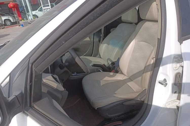 Used Chevrolet Cruze 2015 1.5L Classic SE MT