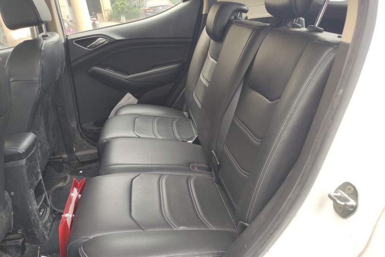 Used BYD Yuan New Energy 2018 EV360 Smart Connect Cool Edition Left Rear Seat