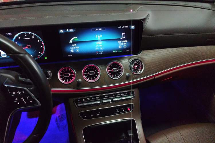 Used Mercedes-Benz E-Class 2022 Second Facelift E 260 L