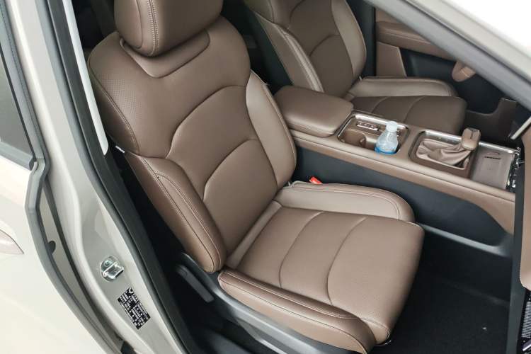 Used Wuling 730 2025 Model 1.5T CVT Elite Edition