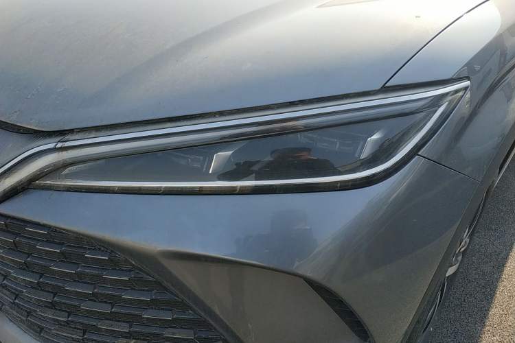 Used BYD Song L DM-i 2024 112 km Leading Edition
