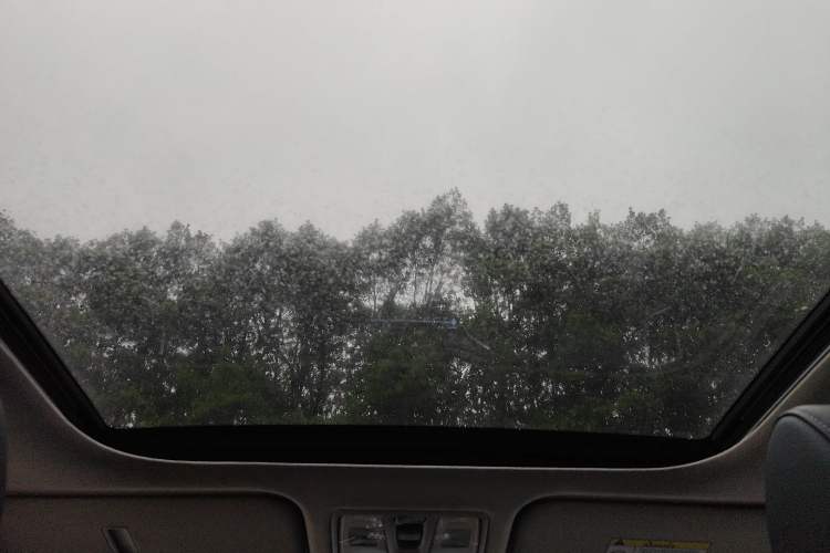 Used Hyundai ix25 2017 1.6L Automatic Smart Version Headliner