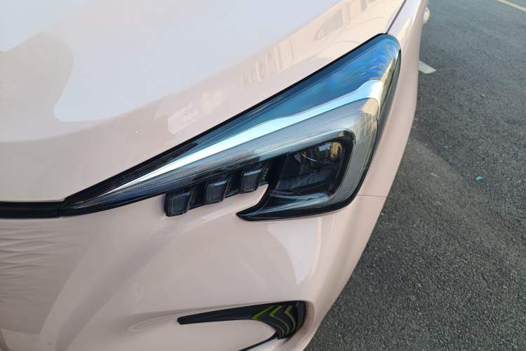 Used CHANGAN OSHAN Benni E-Star 2022 Qingxin Edition Colorful Model Lithium Iron Phosphate
