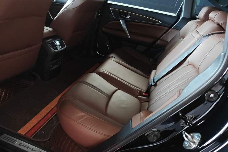 Used Honda UR-V 2020 370TURBO Two-Wheel Drive Luxury Edition
