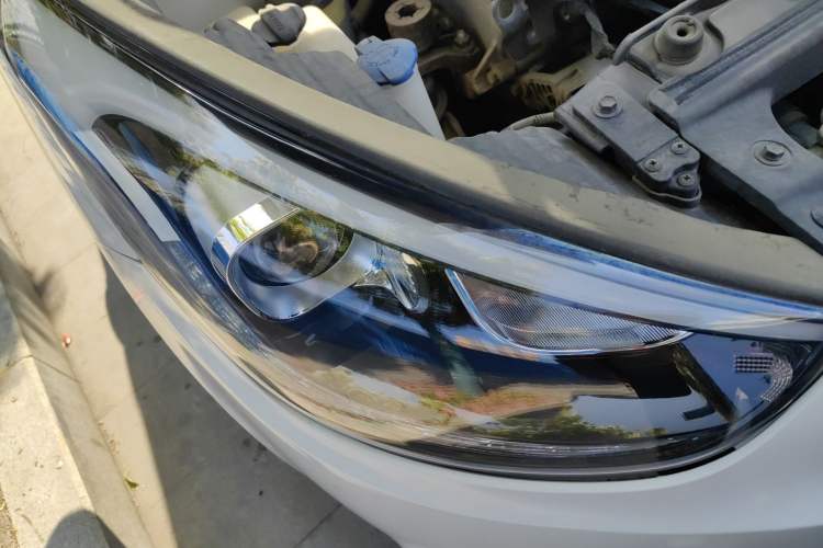 Used Hyundai ix35 2013 2.0L Automatic Two-Wheel Drive Smart GLS China IV Standard
