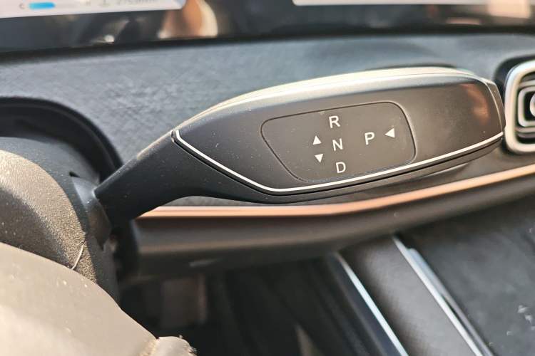 Used Chery Tiggo 9 2023 2.0T Dual-Clutch Two-Wheel Drive Luxury Edition 7 Seats