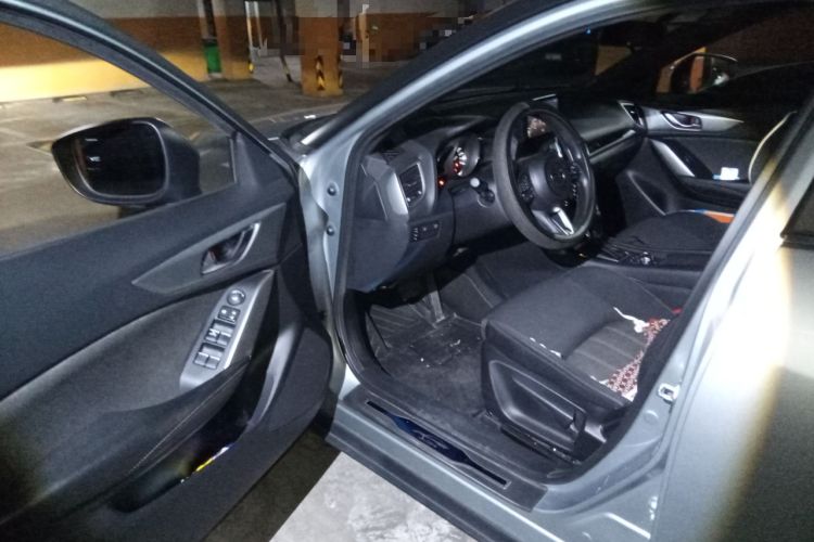 Used Mazda CX-4 2018 2.0L Automatic Two-Wheel Drive Blue Sky Dynamic Version China V Standard